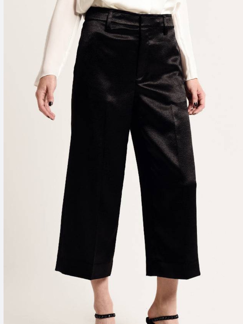 VINCE Women’s Black Satin Crop Wide Dress Pants size 6